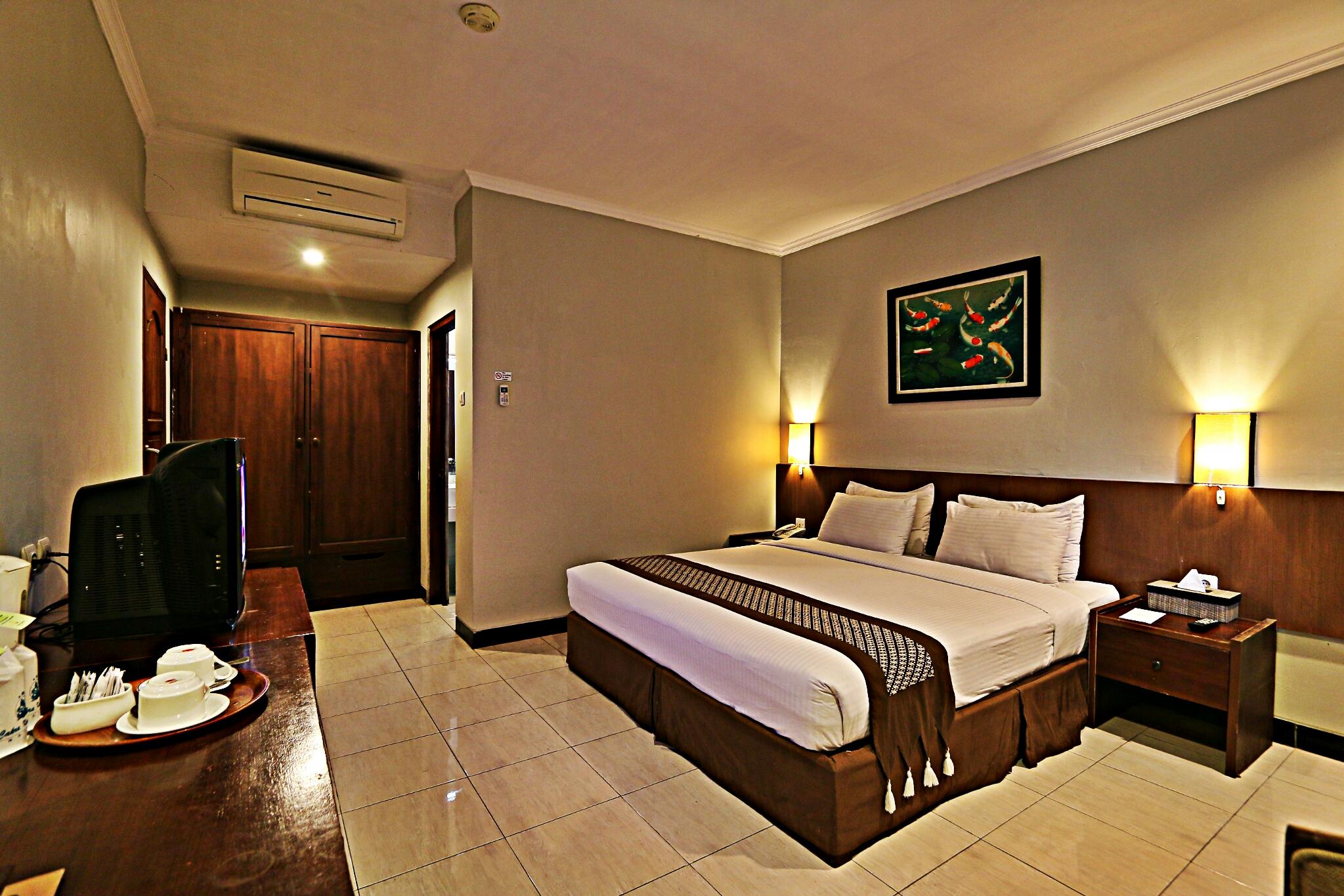 Cakra Kembang Hotel Kejayan Exteriör bild