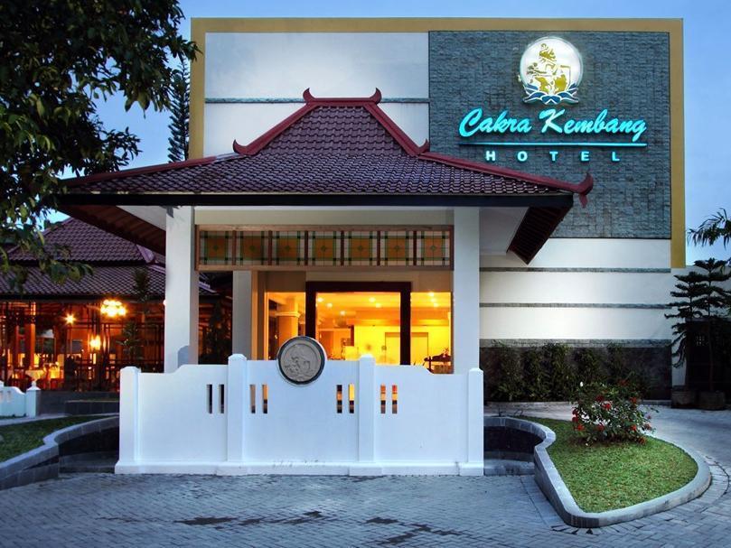 Cakra Kembang Hotel Kejayan Exteriör bild